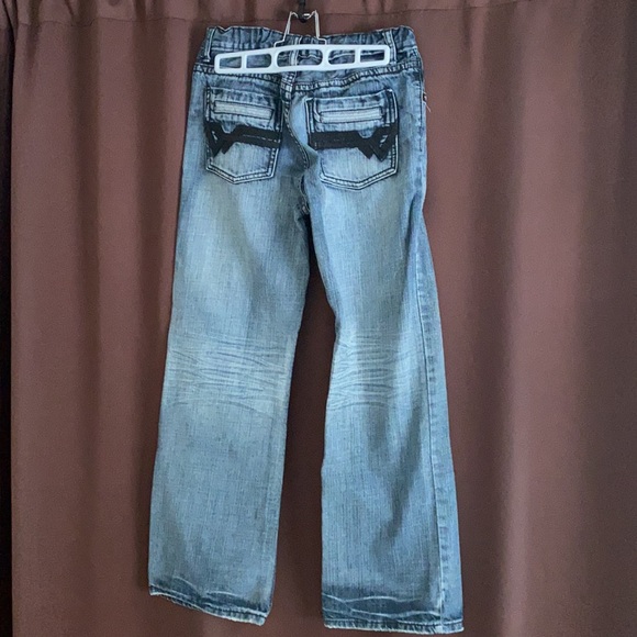 BOYS LIGHT WASH JEANS - Picture 2 of 6